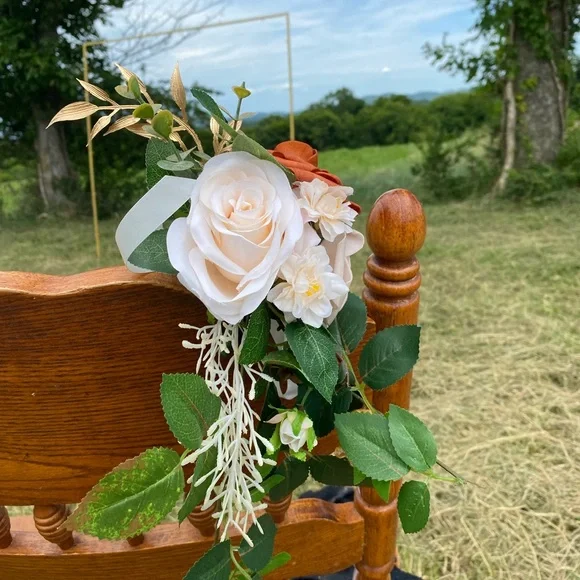 4 Chair Clips Floral Arrangement with Chiffon Ribbon - Picture 3 of 13